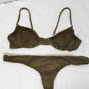 Opihi Mesh Manhattan top and Hookipa bottoms